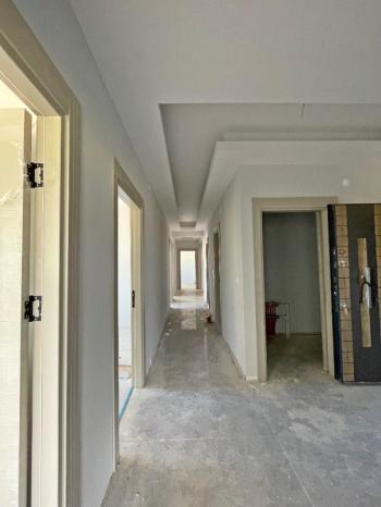 AFYON ÜÇOK EMLAKTAN ERKMEN DE SATILIK 4+1 FIRSAT LÜX SIFIR DAİRE