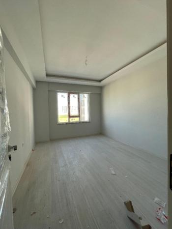 AFYON ÜÇOK EMLAKTAN ERKMEN DE SATILIK 4+1 FIRSAT LÜX SIFIR DAİRE