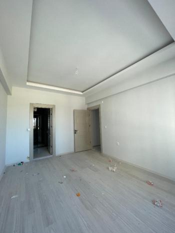 AFYON ÜÇOK EMLAKTAN ERKMEN DE SATILIK 4+1 FIRSAT LÜX SIFIR DAİRE