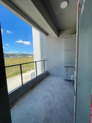 AFYON ÜÇOK EMLAKTAN ERKMEN DE SATILIK 4+1 GENİŞ SIFIR DAİRE