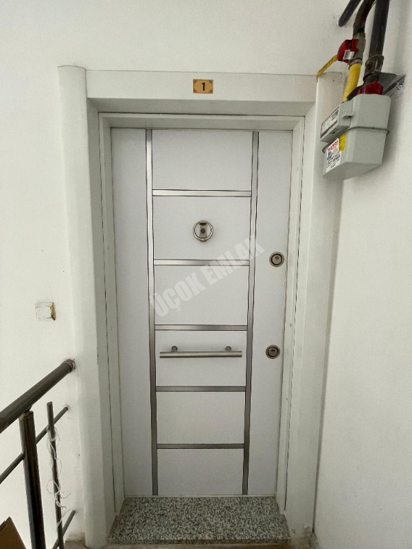 AFYON ÜÇOK EMLAKTAN SELÇUKLU MAH KİRALIK EŞYALI 1+1 DAİRE