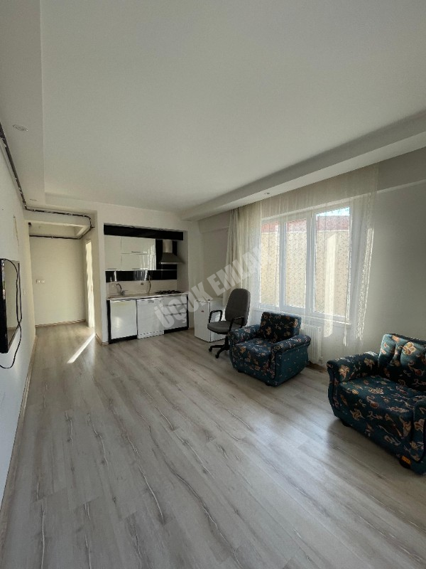 AFYON ÜÇOK EMLAKTAN SELÇUKLU MAH KİRALIK EŞYALI 1+1 DAİRE