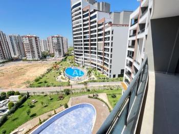 ALYANS'TAN LÜKS VE KONFORUN BİRLEŞTİĞİ, GENİŞ TERAS BALKONLU 3+1