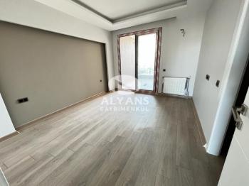 ALYANS'TAN LÜKS VE KONFORUN BİRLEŞTİĞİ, GENİŞ TERAS BALKONLU 3+1