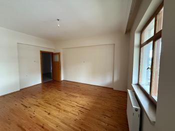 GÜVENAY - ÇORUM PAZARTESİ PAZARI YANI 3+1 KİRALIK DAİRE