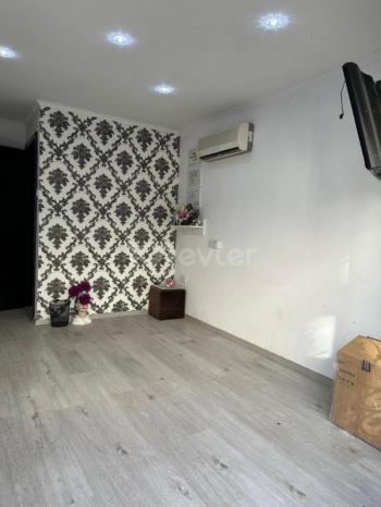 LEFKOŞA SURLARİÇİ BÖLGESİNDE AYLIK ÖDEMELİ  KİRALIK İŞ YERİ