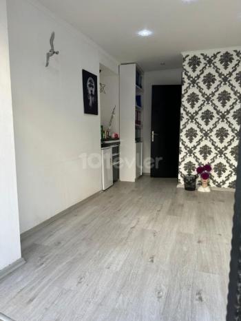 LEFKOŞA SURLARİÇİ BÖLGESİNDE AYLIK ÖDEMELİ  KİRALIK İŞ YERİ
