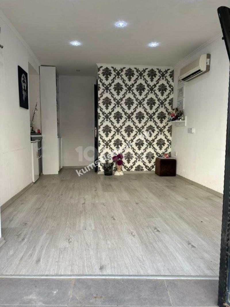 LEFKOŞA SURLARİÇİ BÖLGESİNDE AYLIK ÖDEMELİ  KİRALIK İŞ YERİ