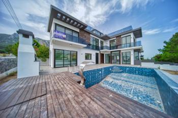 KKTC Girne Zeytinlik Bölgesinde Satılık  Türk Tapulu Lüks 4+1 Havuzlu Villa