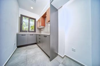 KKTC Girne Zeytinlik Bölgesinde Satılık  Türk Tapulu Lüks 4+1 Havuzlu Villa