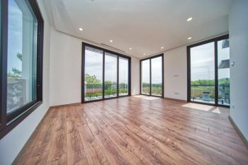KKTC Girne Zeytinlik Bölgesinde Satılık  Türk Tapulu Lüks 4+1 Havuzlu Villa