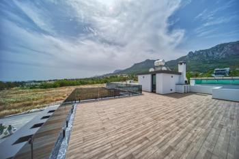 KKTC Girne Zeytinlik Bölgesinde Satılık  Türk Tapulu Lüks 4+1 Havuzlu Villa