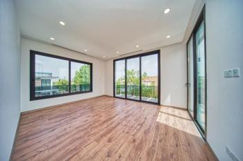 KKTC Girne Zeytinlik Bölgesinde Satılık  Türk Tapulu Lüks 4+1 Havuzlu Villa