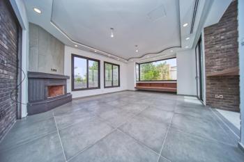 KKTC Girne Zeytinlik Bölgesinde Satılık  Türk Tapulu Lüks 4+1 Havuzlu Villa