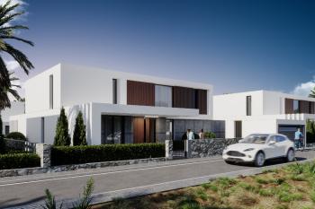 Kıbrıs Girne Çatalköy Bölgesinde Denize Sıfır 380 m2 Arsa İçerisinde 4+1  Lüks Türk Tapulu Villa