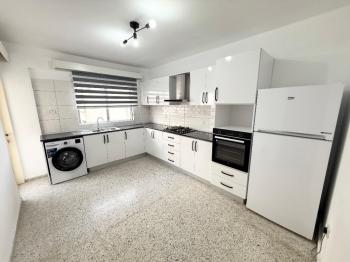Lefkoşa Ortaköyde Öğrenciye Kiralık Full Yeni Eşyalı 3+1 Daire 