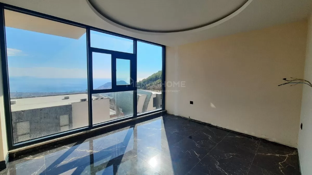 Ultra Luxury 5+1 Villa In Tepe