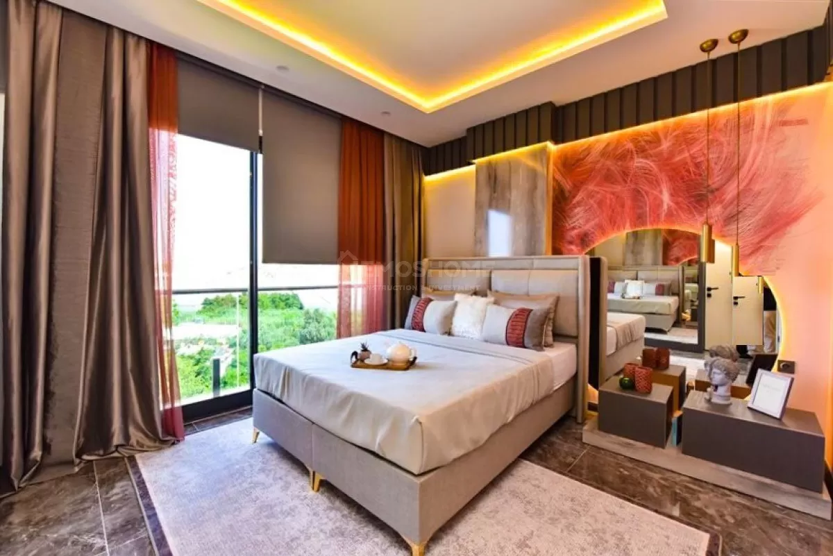 Luxuriöse 4+1 Villa in Kargicak