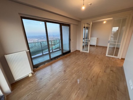TEM Avrasya Fuzul’da 8. Kat 3+1 | Ebeveyn Banyolu & Çamaşır Odası | TEM Manzaralı Satılık Daire