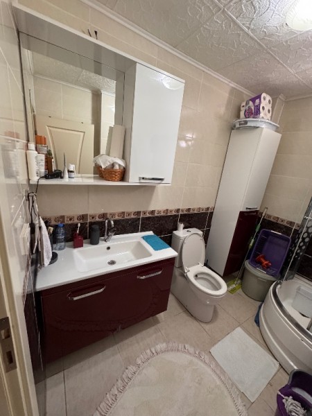 Çırçır Saya Yolu’na 10 Adım | Biz Cevahir’e 5 dk | Balkonlu 85 m² 2+1 Kapalı Otoparklı Satılık Daire