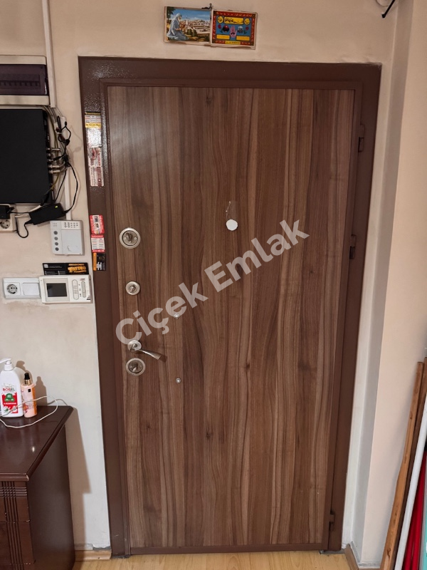 Çırçır Metro 2 dk • 3+1 125 m² Çift Balkonlu İskanlı Daire