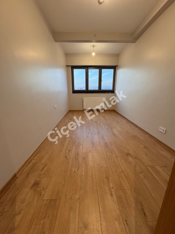 TEM Avrasya Fuzul’da 8. Kat 3+1 | Ebeveyn Banyolu & Çamaşır Odası | TEM Manzaralı Satılık Daire