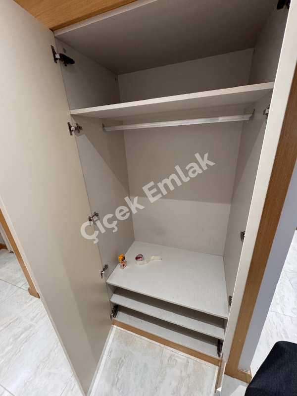 TEM Avrasya Fuzul’da 8. Kat 3+1 | Ebeveyn Banyolu & Çamaşır Odası | TEM Manzaralı Satılık Daire