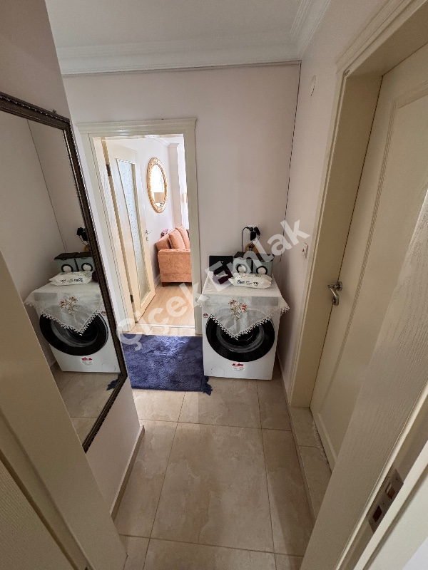 Çırçır Saya Yolu’na 10 Adım | Biz Cevahir’e 5 dk | Balkonlu 85 m² 2+1 Kapalı Otoparklı Satılık Daire