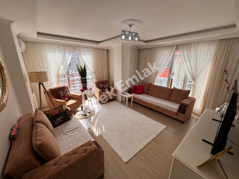 Çırçır Saya Yolu’na 10 Adım | Biz Cevahir’e 5 dk | Balkonlu 85 m² 2+1 Kapalı Otoparklı Satılık Daire
