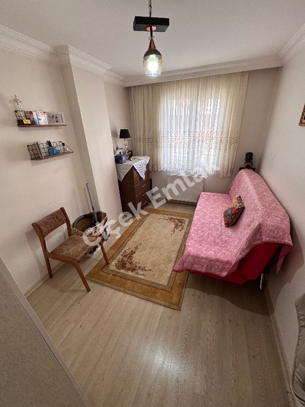 Çırçır Saya Yolu’na 10 Adım | Biz Cevahir’e 5 dk | Balkonlu 85 m² 2+1 Kapalı Otoparklı Satılık Daire