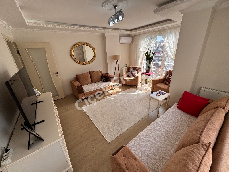 Çırçır Saya Yolu’na 10 Adım | Biz Cevahir’e 5 dk | Balkonlu 85 m² 2+1 Kapalı Otoparklı Satılık Daire