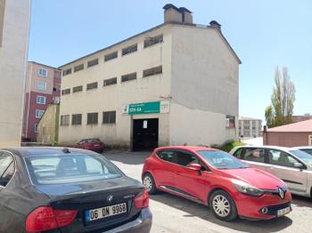 HANİBABA CADDESİ TOFAŞ BAYİ SATILIK İŞ YERİ VE DAİRELER