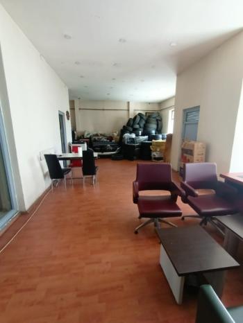 HANİBABA CADDESİ TOFAŞ BAYİ SATILIK İŞ YERİ VE DAİRELER