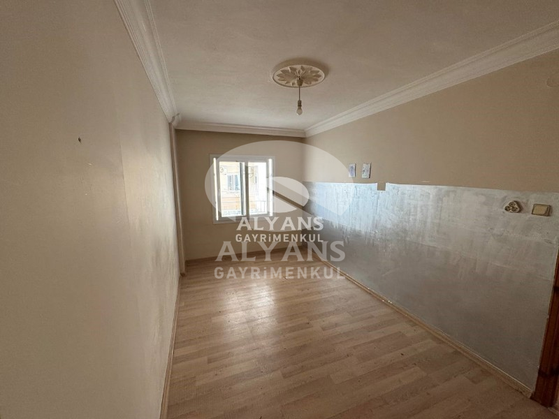 ALYANS'TAN YENİŞEHİR'DE SAYAPARK CİVARI SİTE İÇİ GENİŞ 3+1