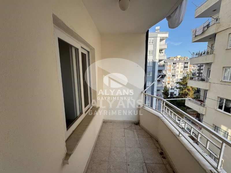 ALYANS'TAN YENİŞEHİR'DE SAYAPARK CİVARI SİTE İÇİ GENİŞ 3+1