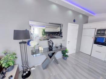Akbükte Satılık Deniz Manzaralı Yazlık