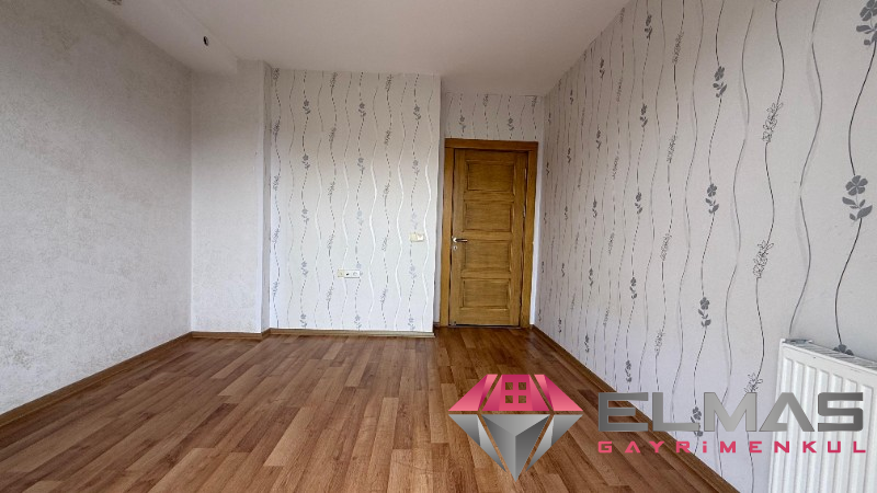 Elmas’tan Merkez Mah’de Geniş Metraj Site İçerisinde Havuzlu 3+1