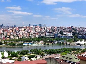 WEN BERKAN GÜLER'DEN ACİL 4+2 170m2 ASANSÖRLÜ OTOPARKLI ŞEHİR-HALİÇ MANZARALI