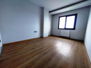 WEN BERKAN GÜLER'DEN BEYLİKDÜZÜ MARE 36 SİTESİNDE 3+1 120m2 DENİZ MANZARALI HAVUZLU