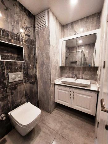 WEN BERKAN GÜLER'DEN BEYLİKDÜZÜ MARE 36 SİTESİNDE 3+1 120m2 DENİZ MANZARALI HAVUZLU
