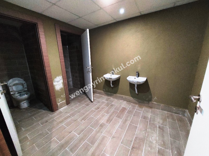 WEN BERKAN GÜLER'DEN BEYLİKDÜZÜ MARE 36 SİTESİNDE 3+1 120m2 DENİZ MANZARALI HAVUZLU