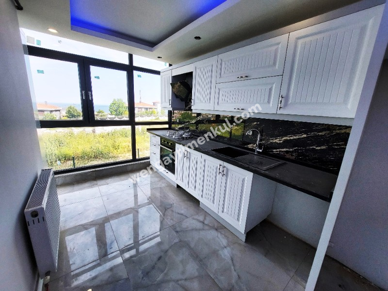 WEN BERKAN GÜLER'DEN BEYLİKDÜZÜ MARE 36 SİTESİNDE 3+1 120m2 DENİZ MANZARALI HAVUZLU