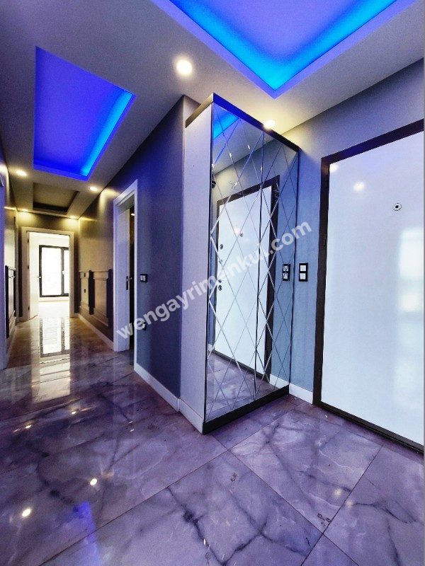 WEN BERKAN GÜLER'DEN BEYLİKDÜZÜ MARE 36 SİTESİNDE 3+1 120m2 DENİZ MANZARALI HAVUZLU