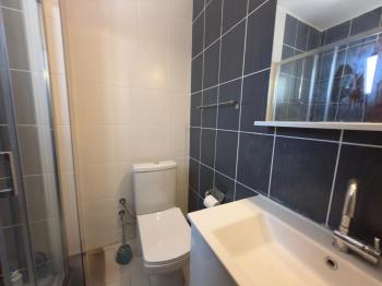Çatalköy Merkezi  Konumda Geniş Bahçeli  3+1 Kiralık Villa