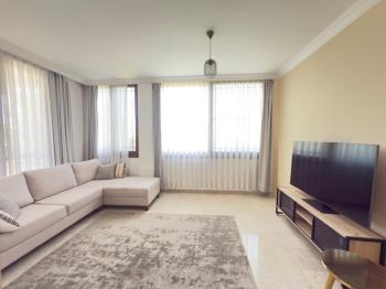 Çatalköy Merkezi  Konumda Geniş Bahçeli  3+1 Kiralık Villa