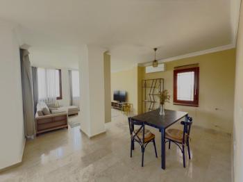 Çatalköy Merkezi  Konumda Geniş Bahçeli  3+1 Kiralık Villa