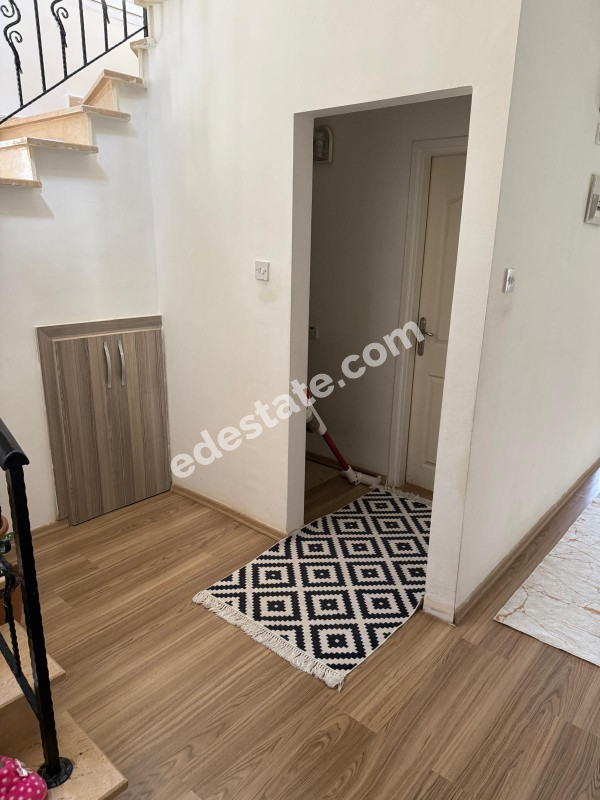 Lefkoşa Hamitköy'de OKMAR YAKININDA SATILIK 3+1 MÜSTAKİL VİLLA