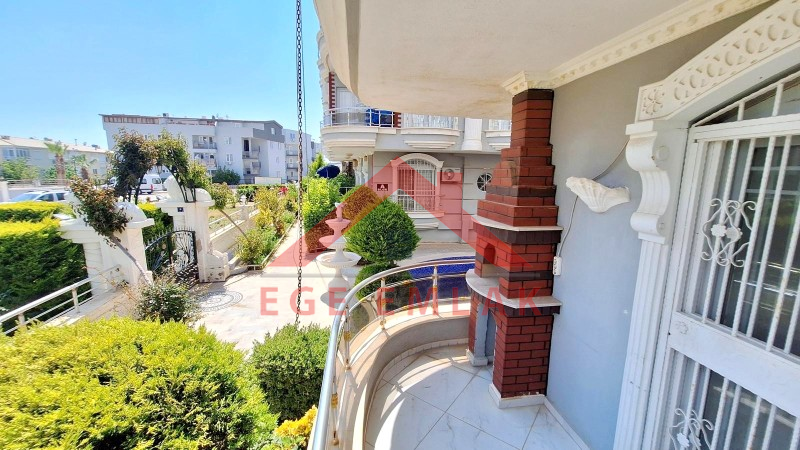 Didim Altınkumda Satılık Yüksek Giriş Yazlık