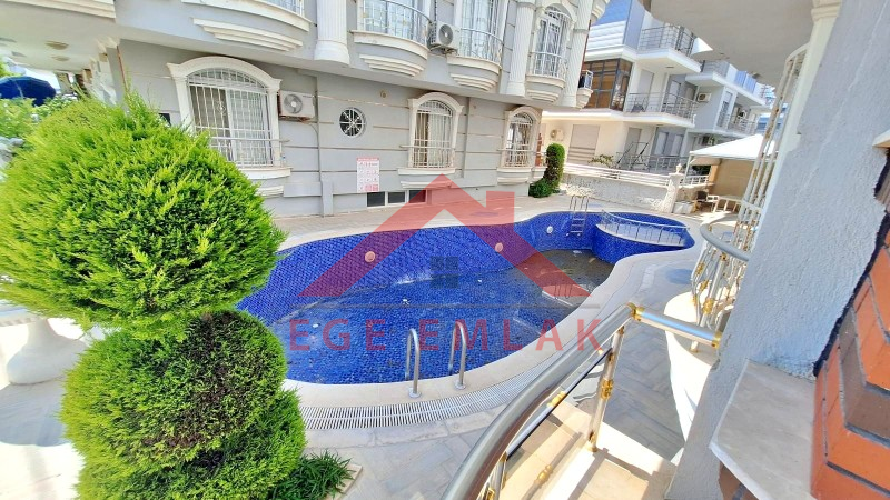 Didim Altınkumda Satılık Yüksek Giriş Yazlık