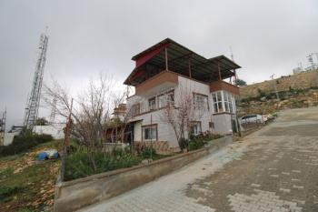 Elmas’tan Kocahamzalı’da Şehre Hakim Olacağınız Müstakil Ev